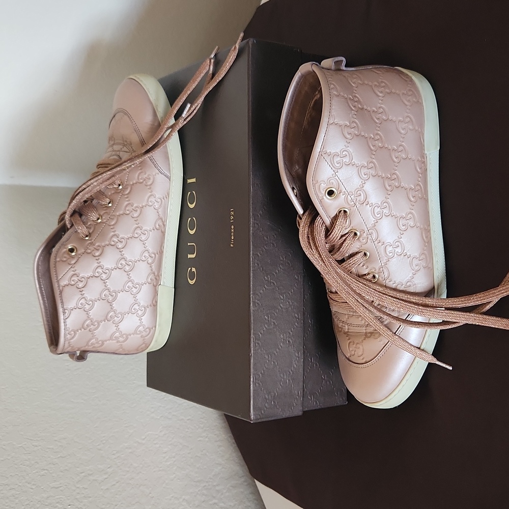 Gucci Monogram Soft Metallic Sneakers Winter Rose